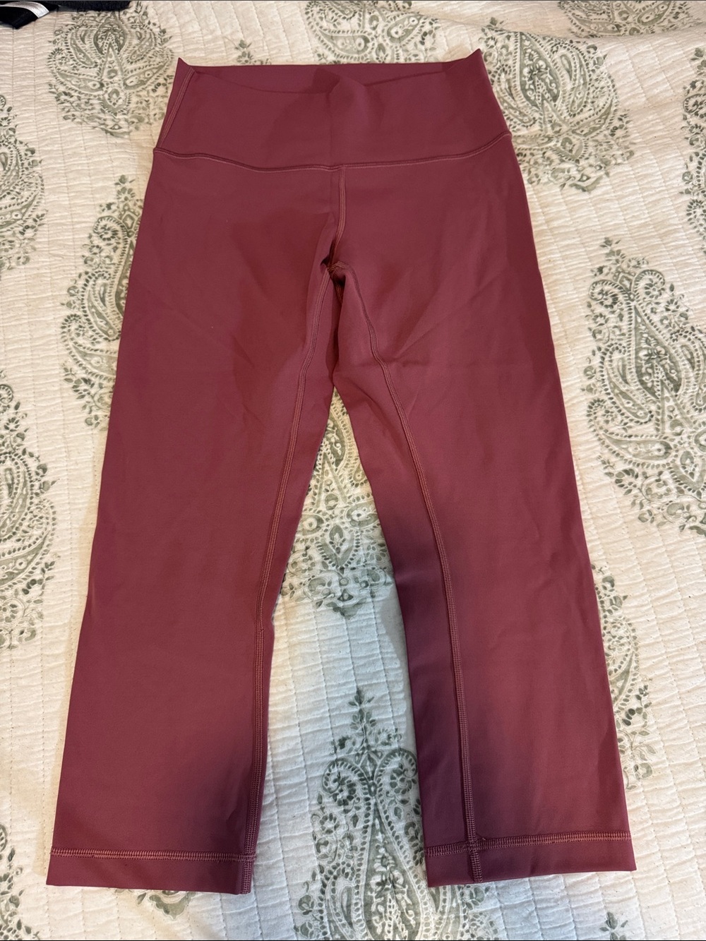 Lululemon Wunder Under crop size 8